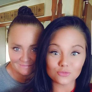 Meet your Posher, Lori